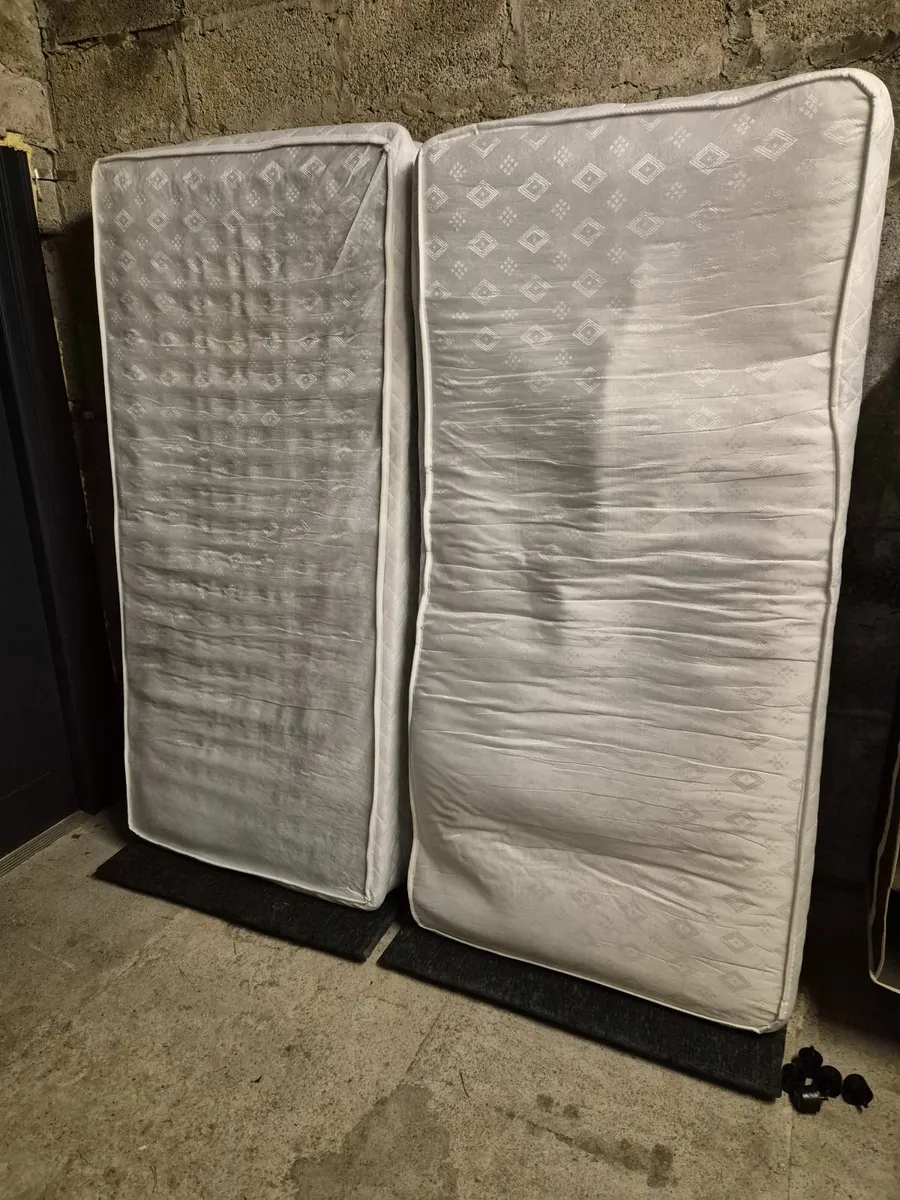 Free 2 single beds with matress Free - Image 1