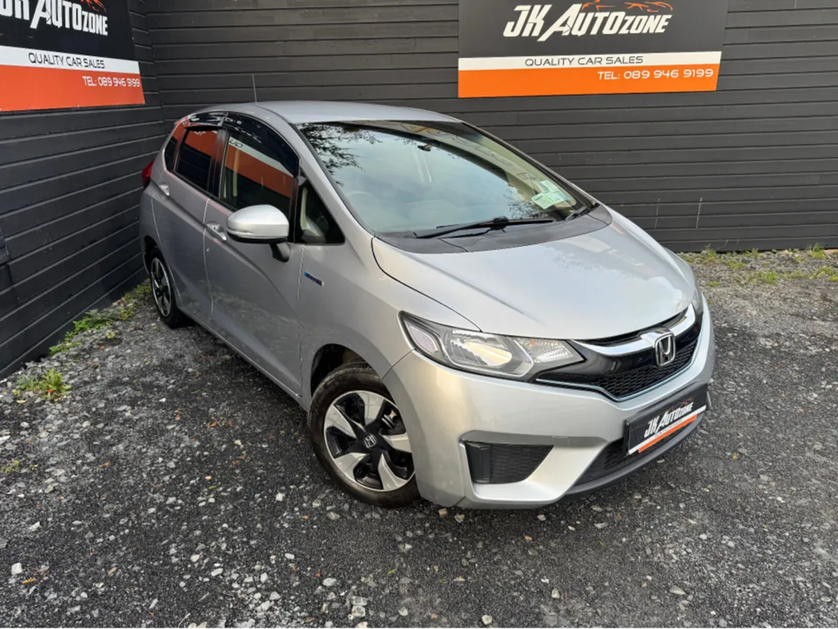 Honda Fit 1.5 HYBRID 5DR AUTO - Image 1
