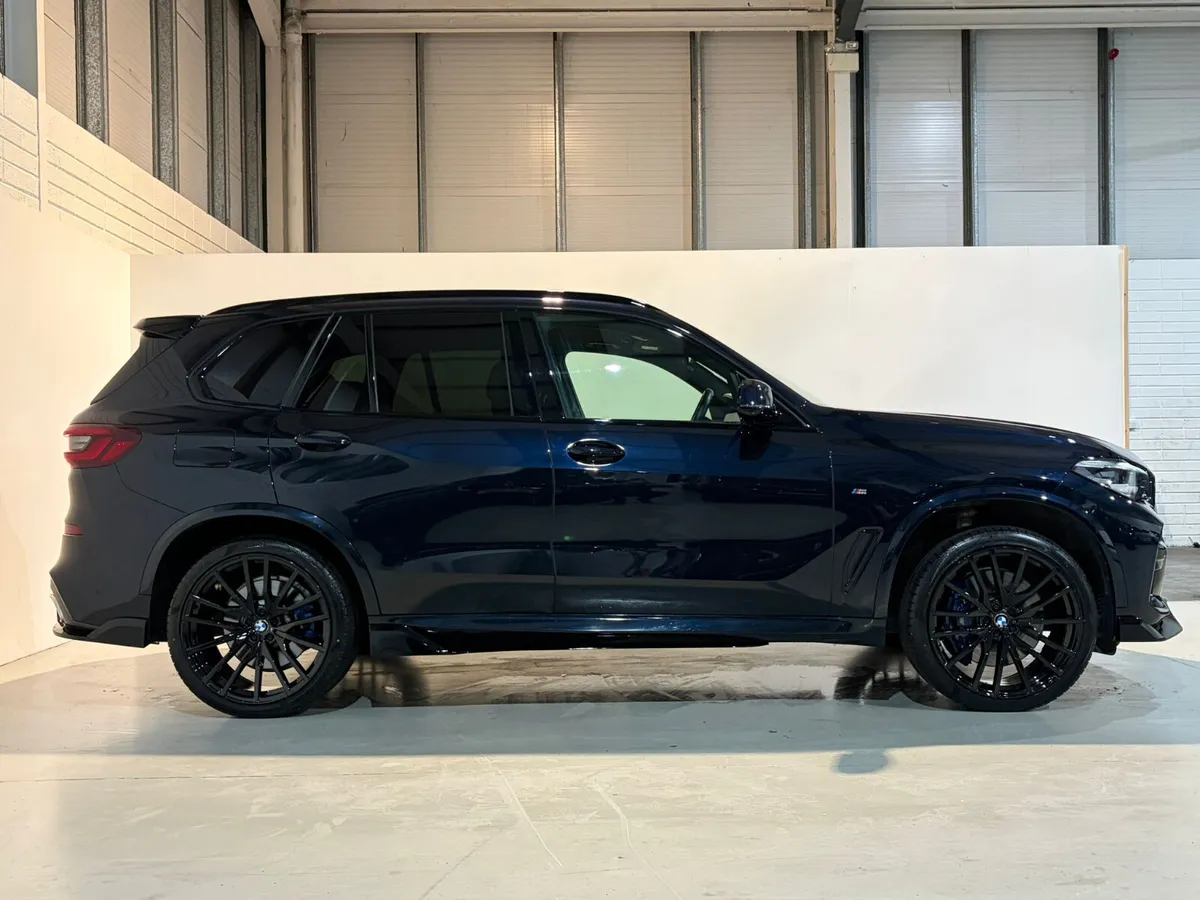 2021 BMW X5 45e M Sport Plus M Performance X-Drive - Image 3