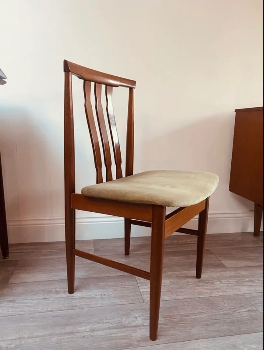 Mid Century Dining Chairs x 6 - Image 1