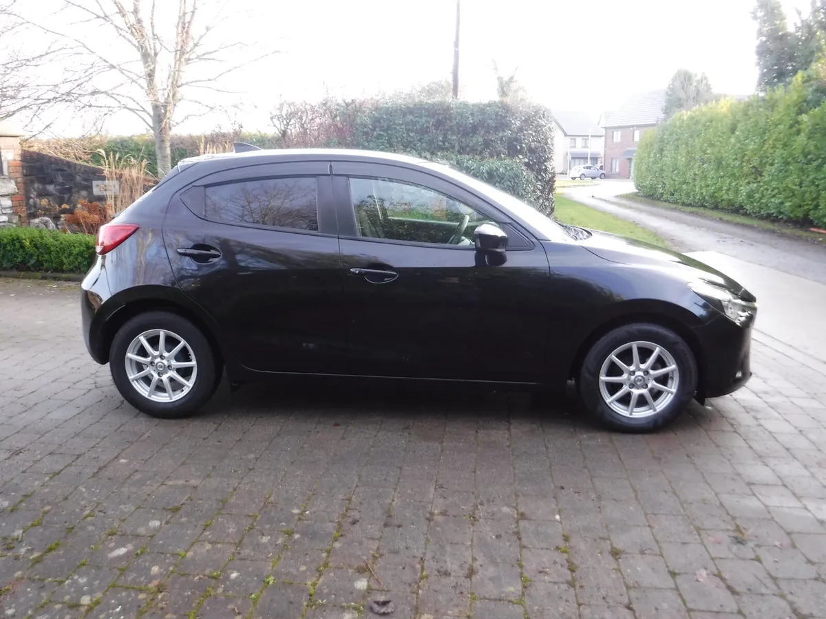MAZDA DEMIO 1.3 AUTO LOW MILEAGE HIGH SPEC - Image 2