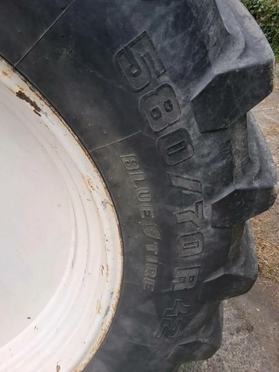 New Holland wheels 42s and 30s - Image 2