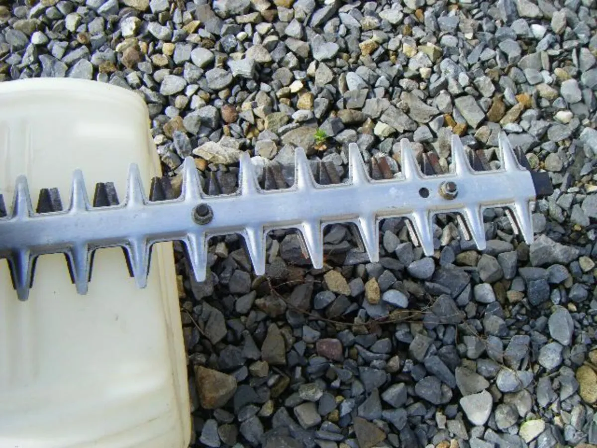 Tanaka hedge trimmer - Image 4
