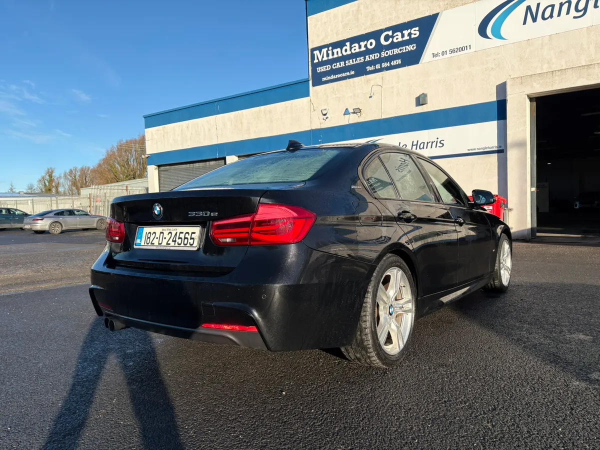 BMW 330 MSport A F 30 E//EXCELLENT CONDITION - Image 4
