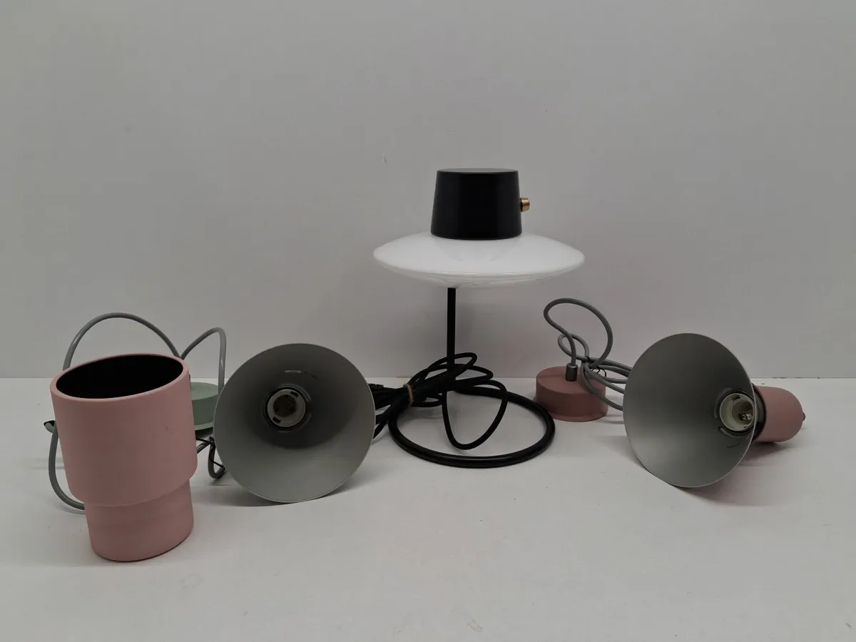 Online Auction Of Lamps & Light Fittings & More! - Image 1