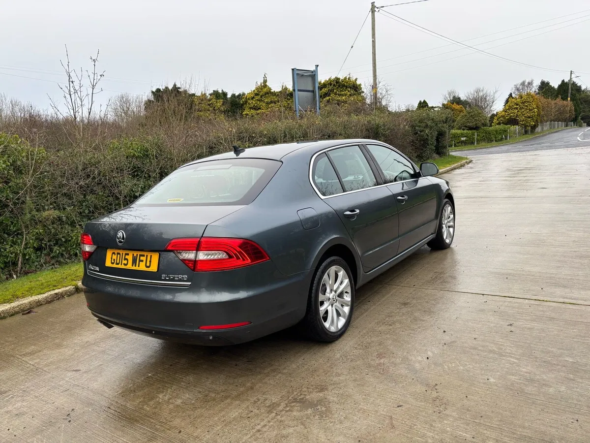 2015 SKODA SUPERB 2.0 TDI DSG 140 - Image 4