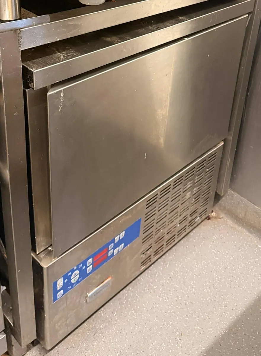 Kitchen Equipaments - Image 1