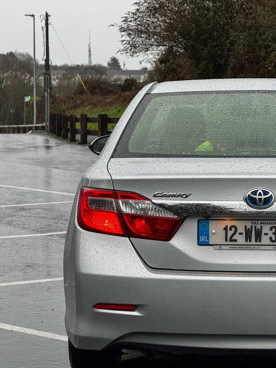 Toyota Camry - Image 4