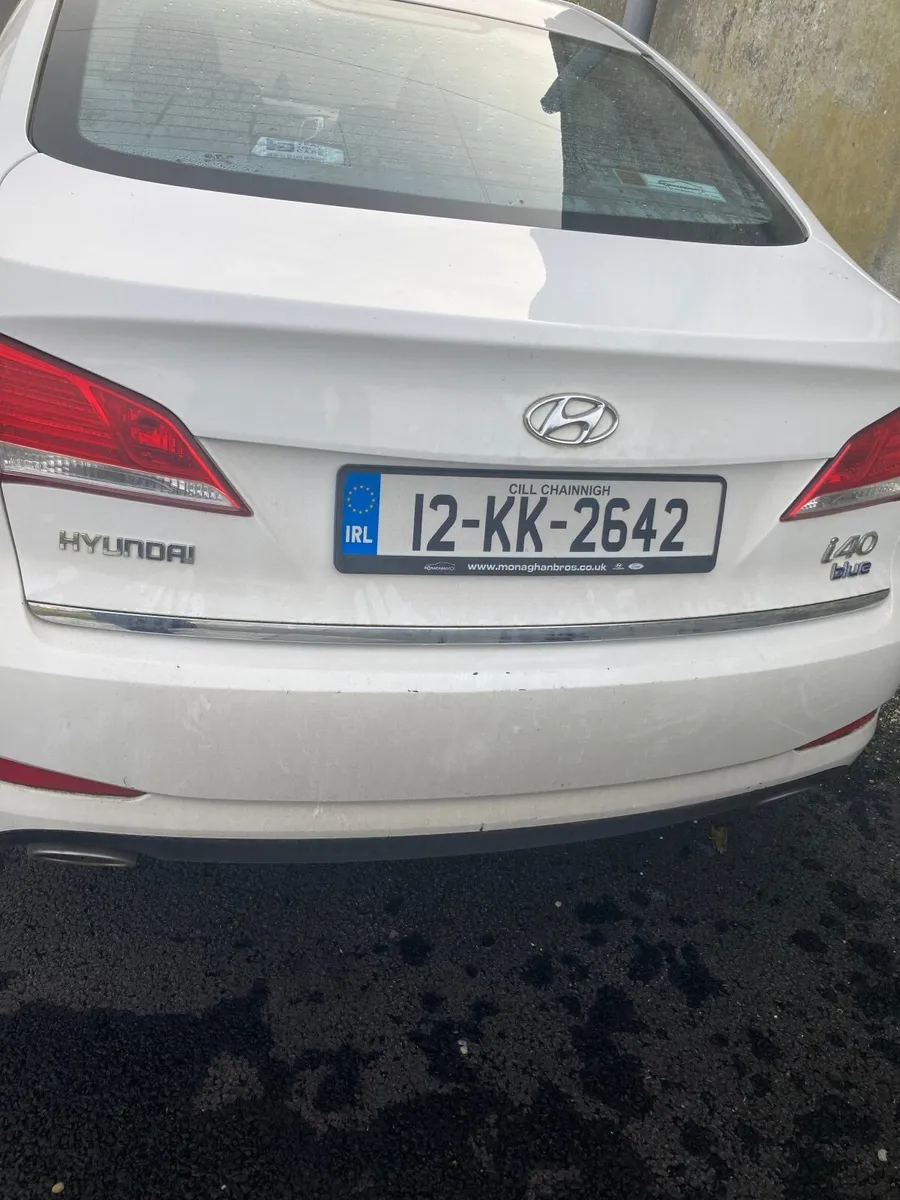 Hyundai i40 2012 - Image 2