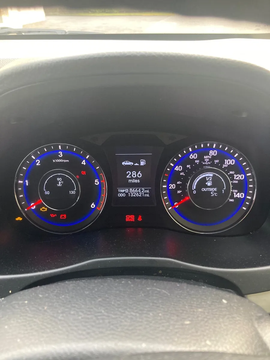 Hyundai i40 2012 - Image 4