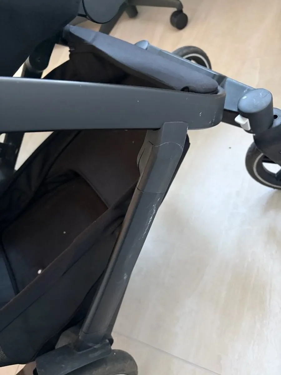 Joolz Geo3 Buggy. Great Condition & Ready to Go! - Image 4