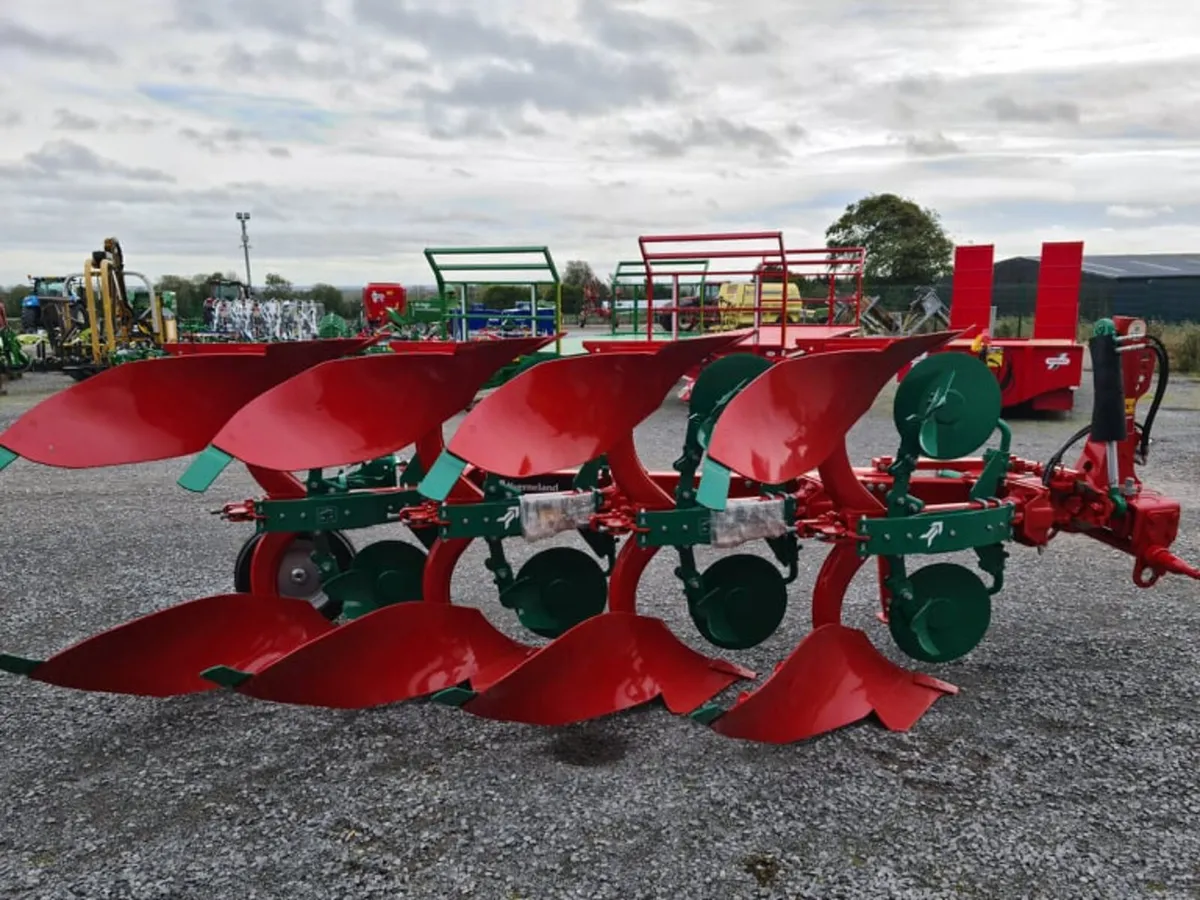 Kverneland Ploughs _ Market Leader - Image 4