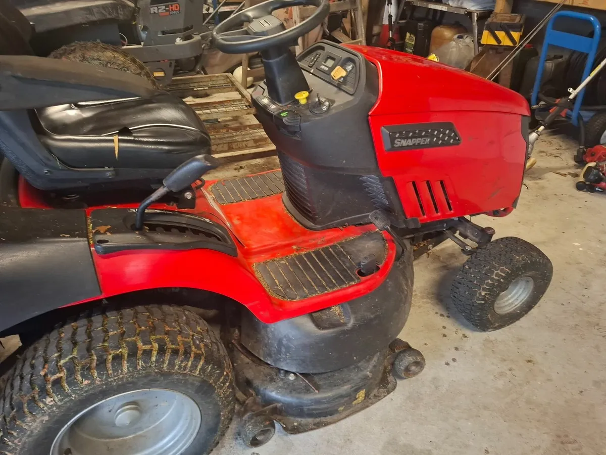 Snapper 27hp mower for sale - Image 1
