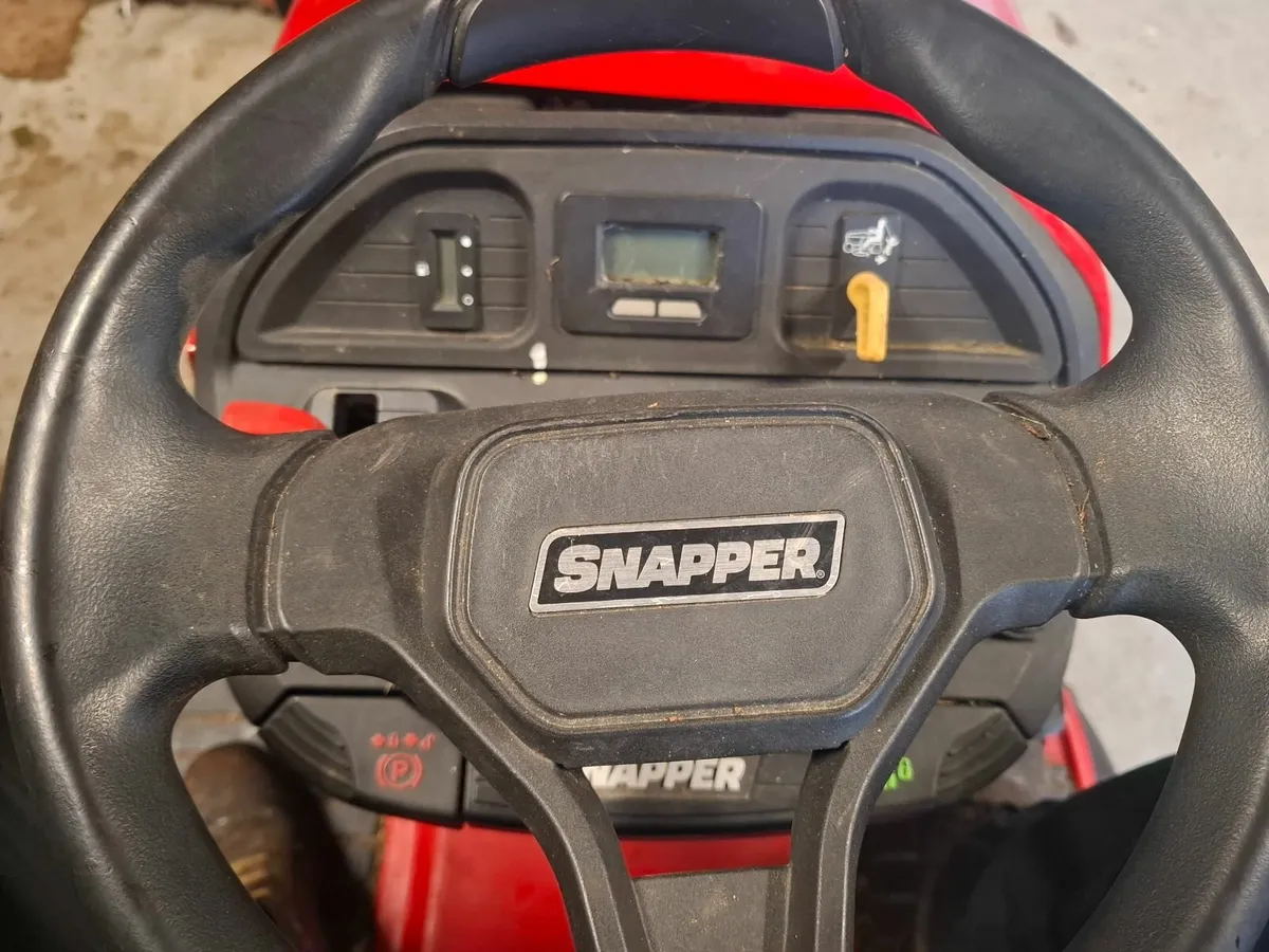 Snapper 27hp mower for sale - Image 3