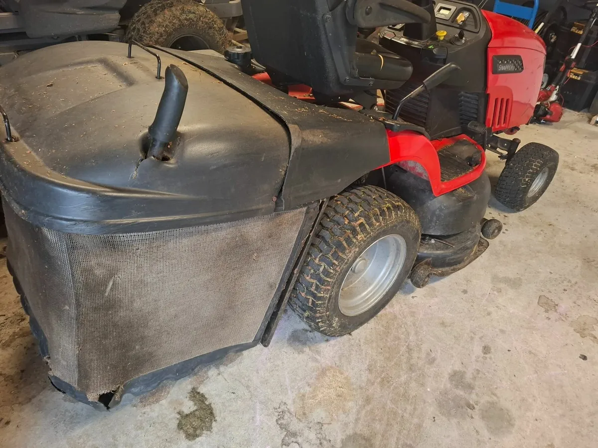 Snapper 27hp mower for sale - Image 4