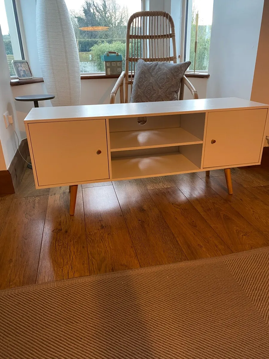 Tv unit - Image 1