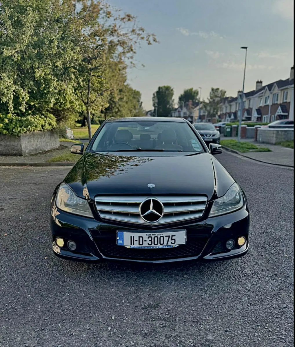 Mercedes Benz - Image 3