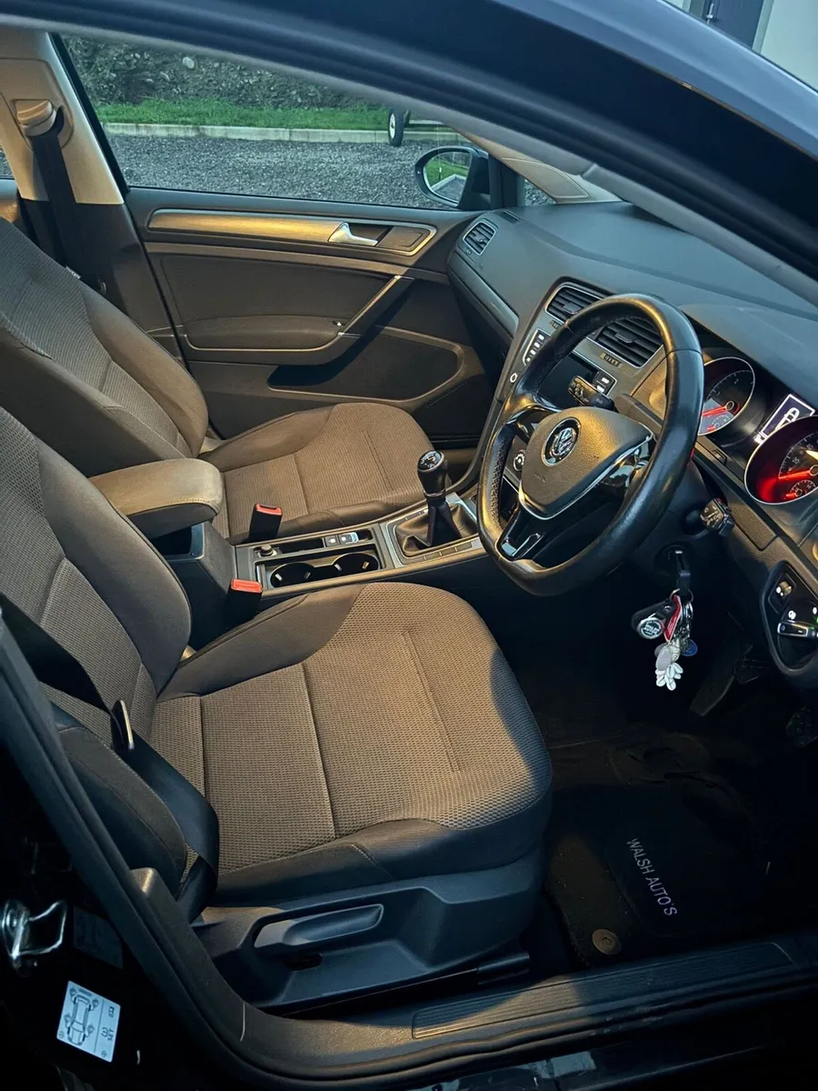 Volkswagen Golf 2013 1.6tdi - Image 4