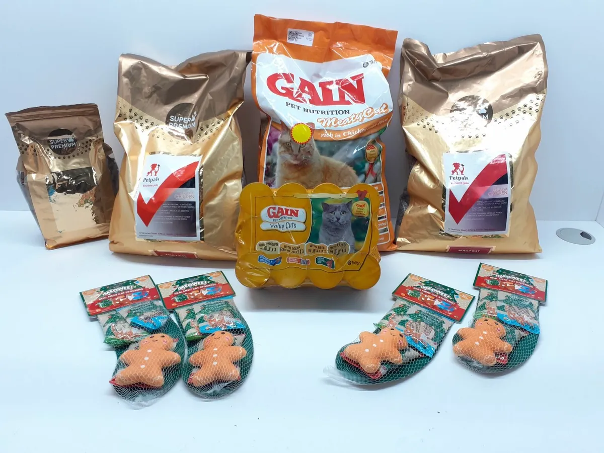 Online Auction Of A Goodie Box for Cats & More! - Image 1