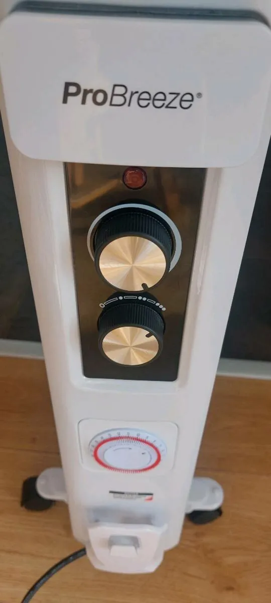 ProBreeze 11 Fin Radiator 2500w - Image 1