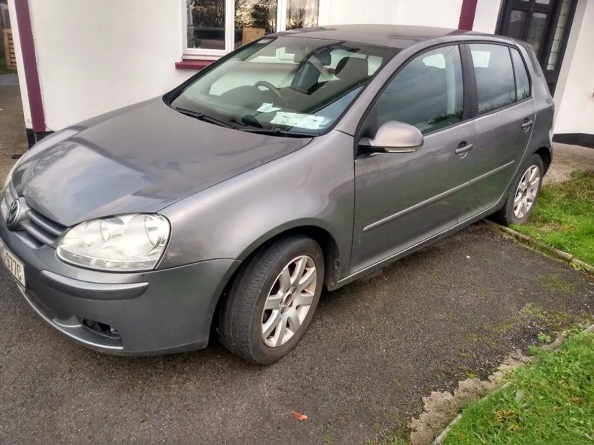 2005 Volkswagen Golf - Image 3