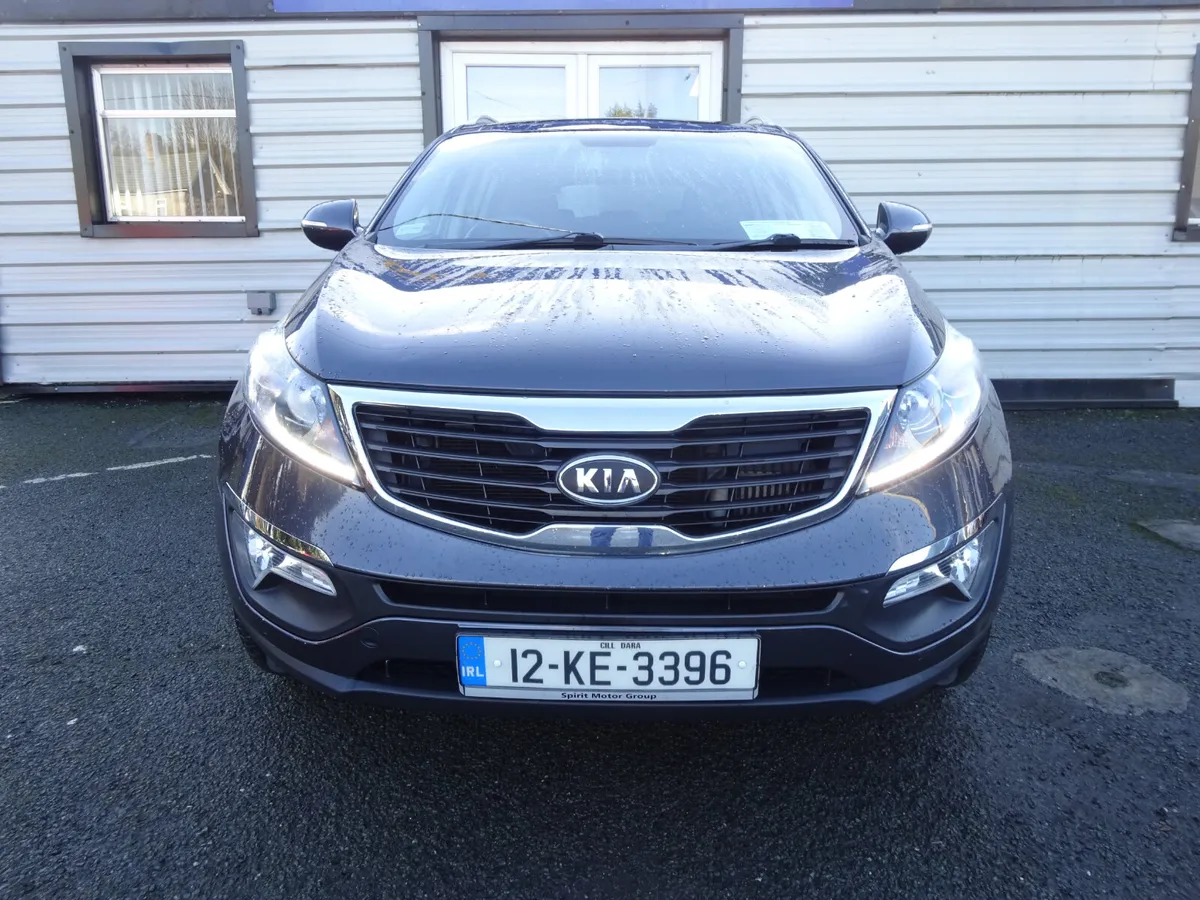 KIA SPORTAGE 1.7 DIESEL EX - Image 2