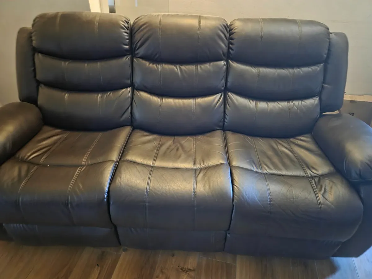 Three seater and two seater - Image 1