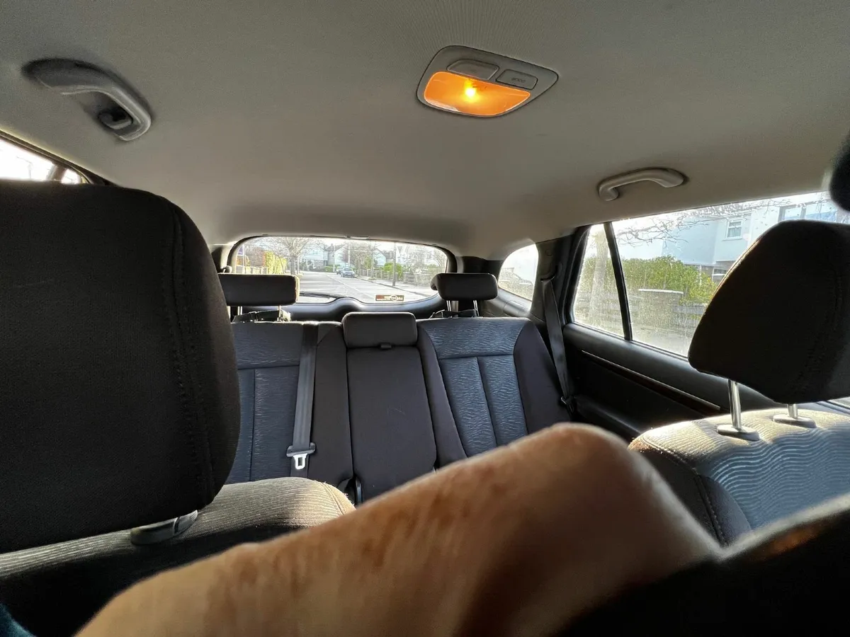 Hyundai Santa Fe 2011 - Image 3