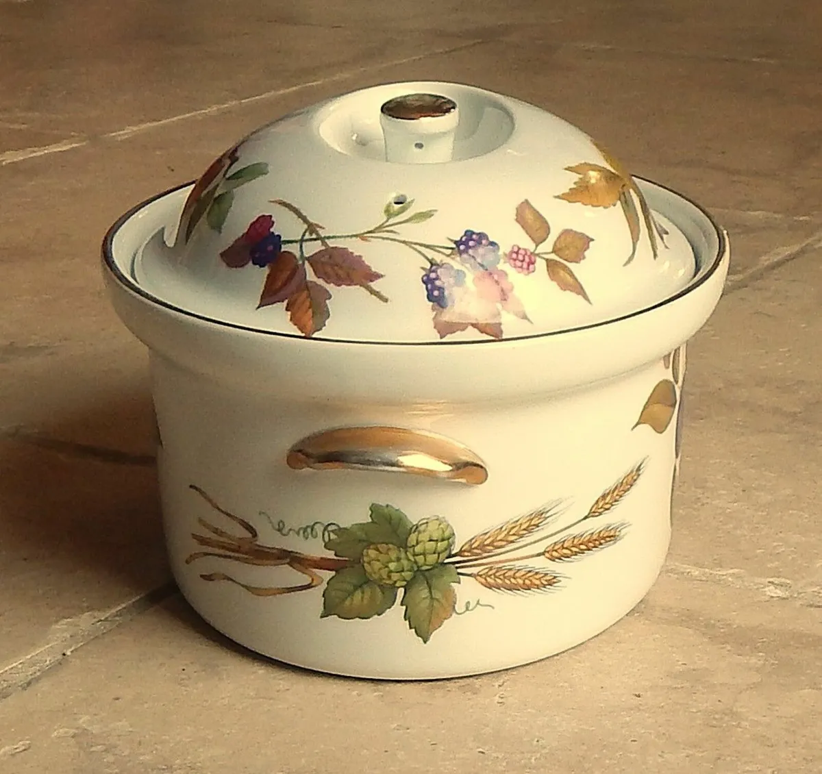 Royal Worcester Vintage Evesham GoldCasserole Dish - Image 3