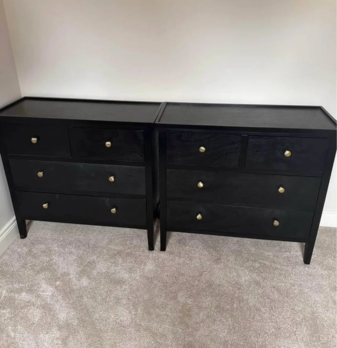 chest of drawers - Image 1