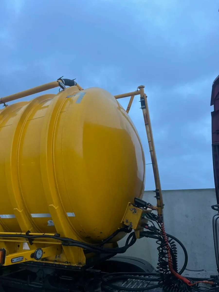 Crossland Bulk Tanker - Image 4