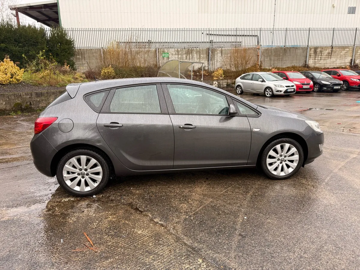 Opel Astra J 2010 1.4 Petrol – NCT 02/2027 - Image 4