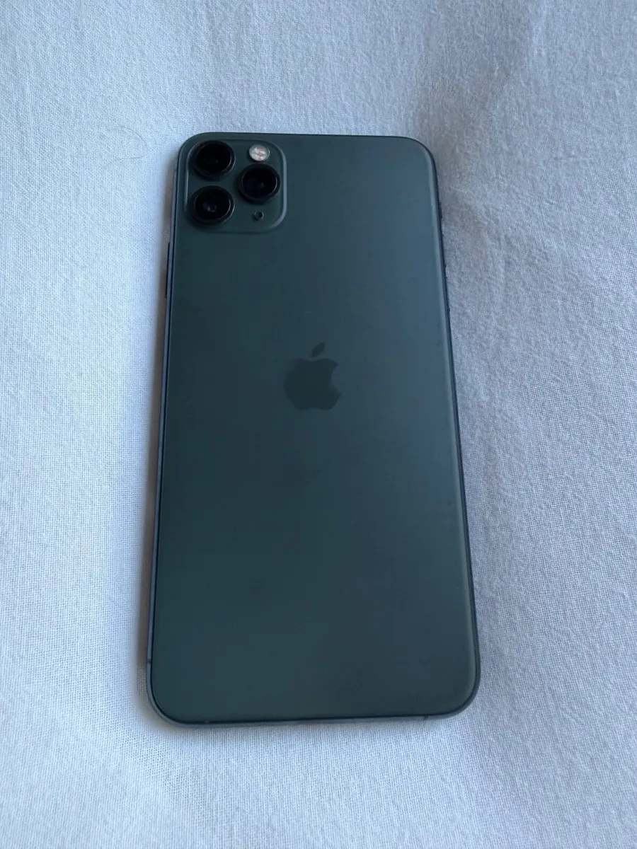iPhone 11 Pro Max - Image 1