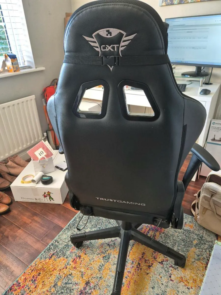 Office/Gaming Chair - Image 3