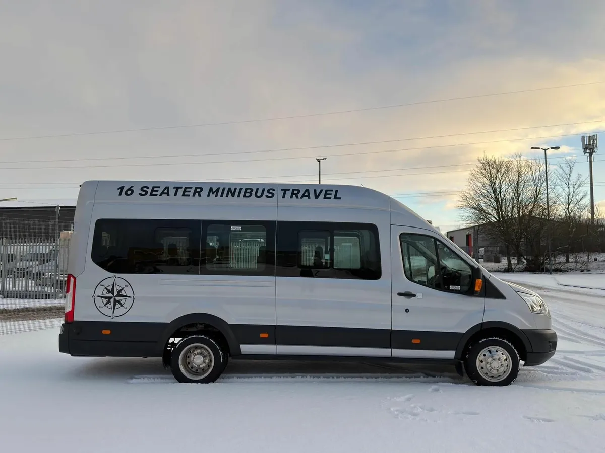 2014 Ford Transit 17 Seater Minibus - Image 3
