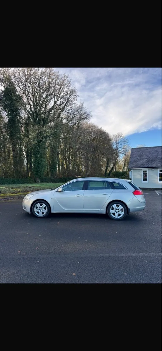 2010 Opel Insignia Estate - Image 2