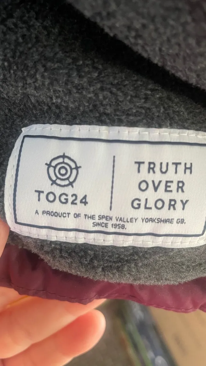 Womens burgundy gilet - Image 2