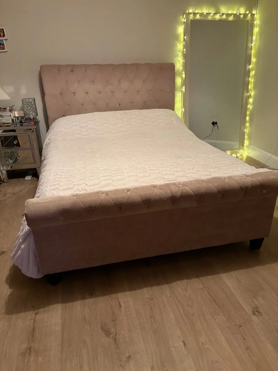 Bed frame - Image 2