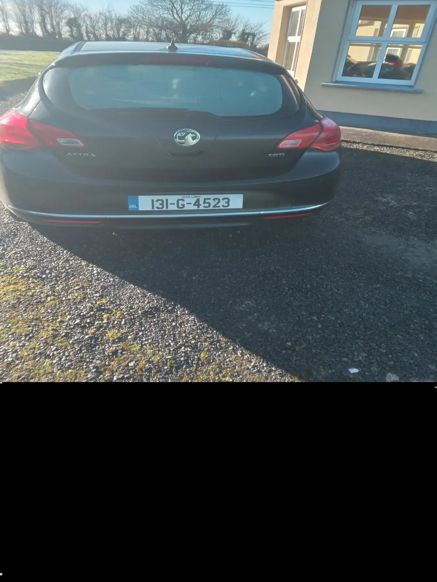Vauxhall Astra 2013 - Image 2