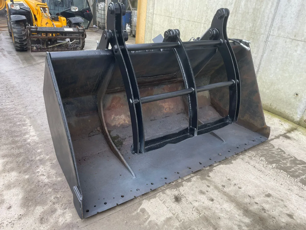 JCB Grab Bucket - Image 3