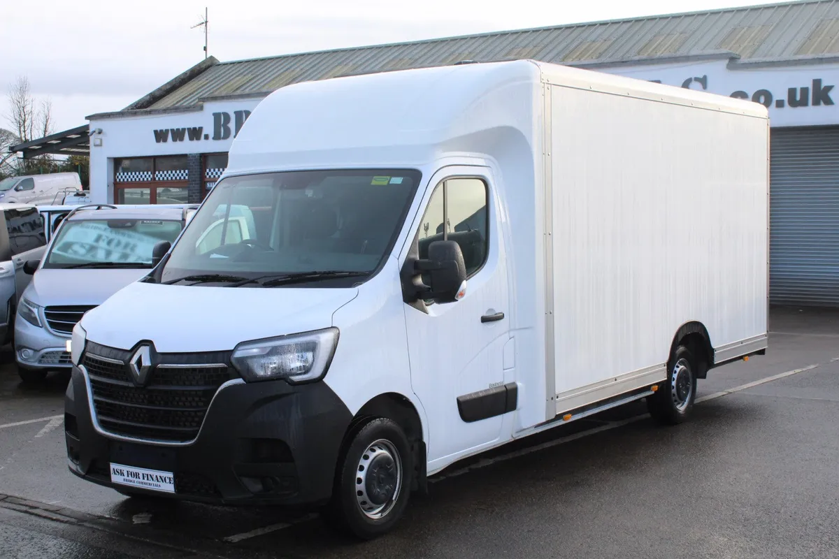2023 Renault Master LL35 Luton Low Loader - Image 1