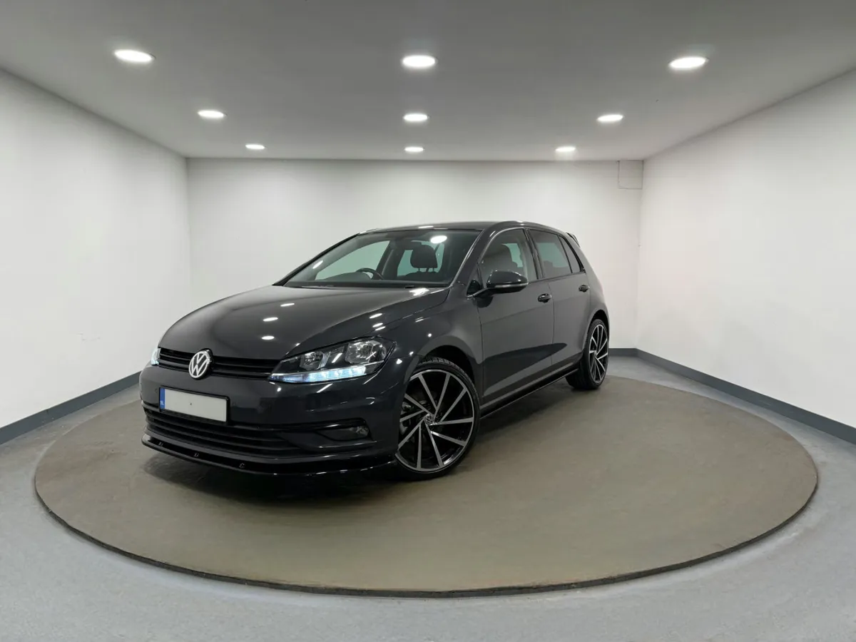 2019 Volkswagen Golf 1.6 TDI Match - Image 2