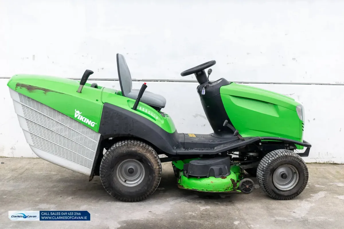 Used 2013 Viking MT6112ZL Lawnmower - Image 4
