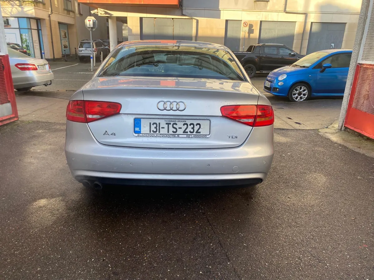 Audi A4 2013 - Image 2