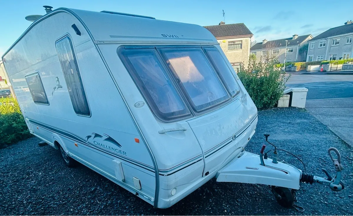 Swift challenger 4-5 caravan - Image 2