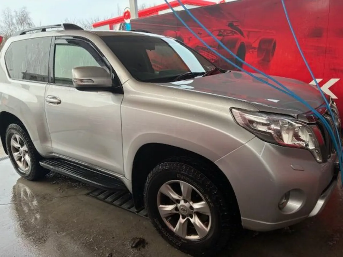 Toyota Land Cruiser 2013 - Image 1
