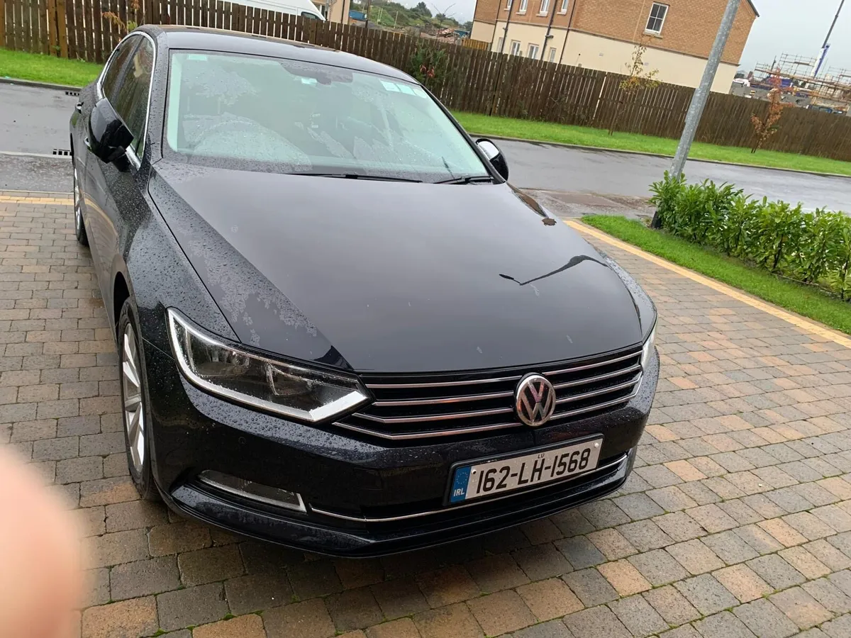 Volkswagen Passat 1.6 Diesel 162 - Image 1