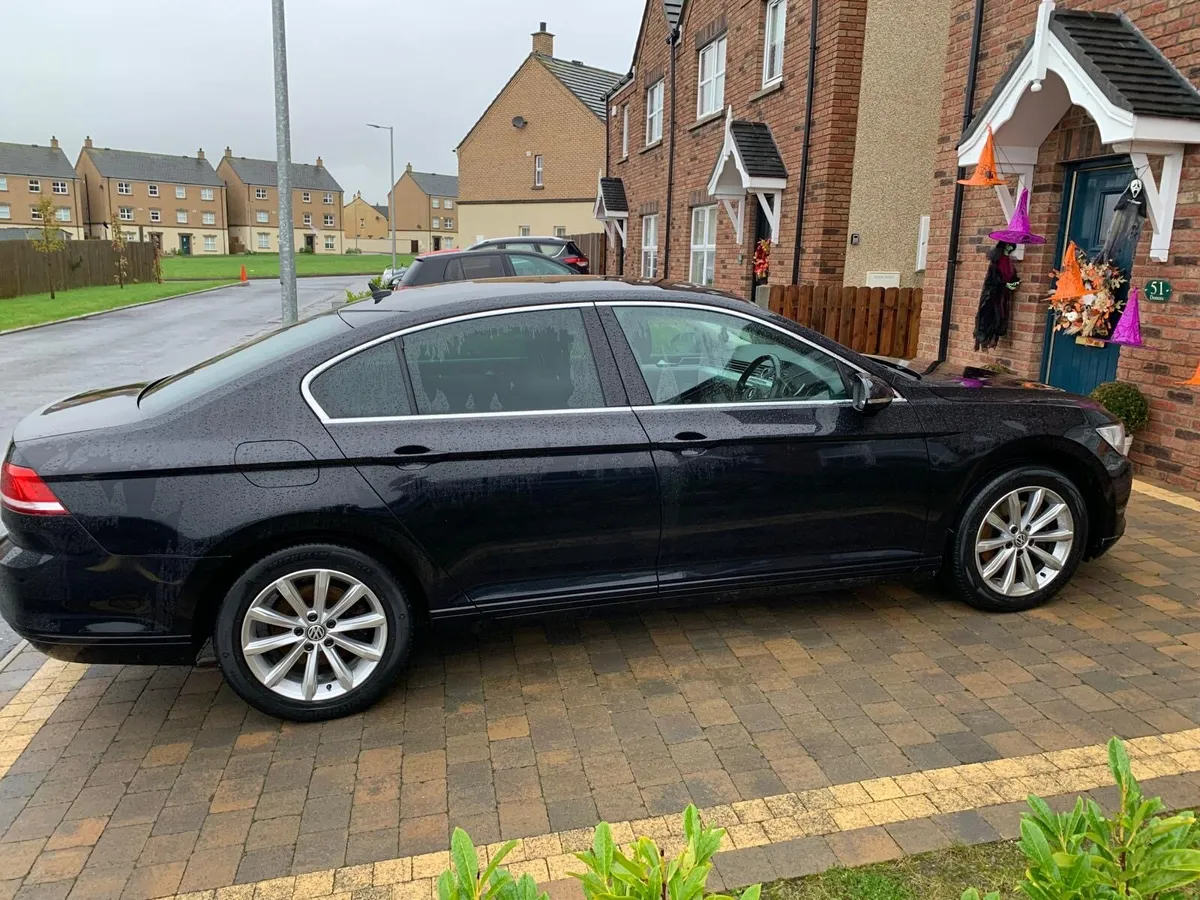 Volkswagen Passat 1.6 Diesel 162 - Image 2