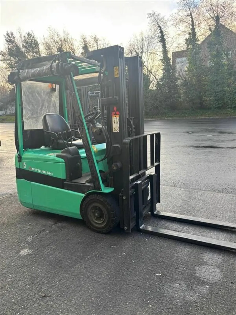 Electric Counter Balance Forklift - Image 1