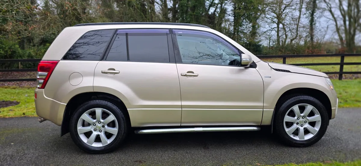 Suzuki Grand Vitara 2011 4WD TAX AND TEST - Image 4